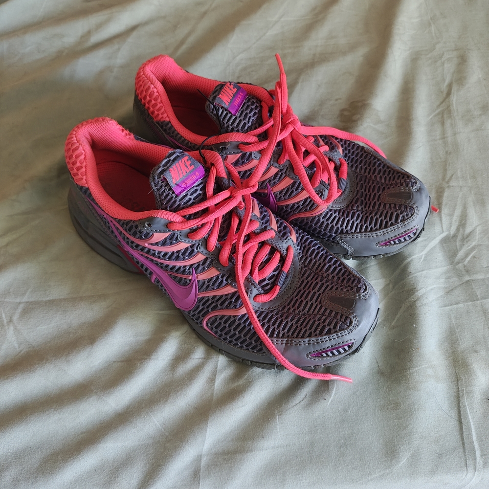 Nike Women's Athletic Shoes - Gray with Pink Accents